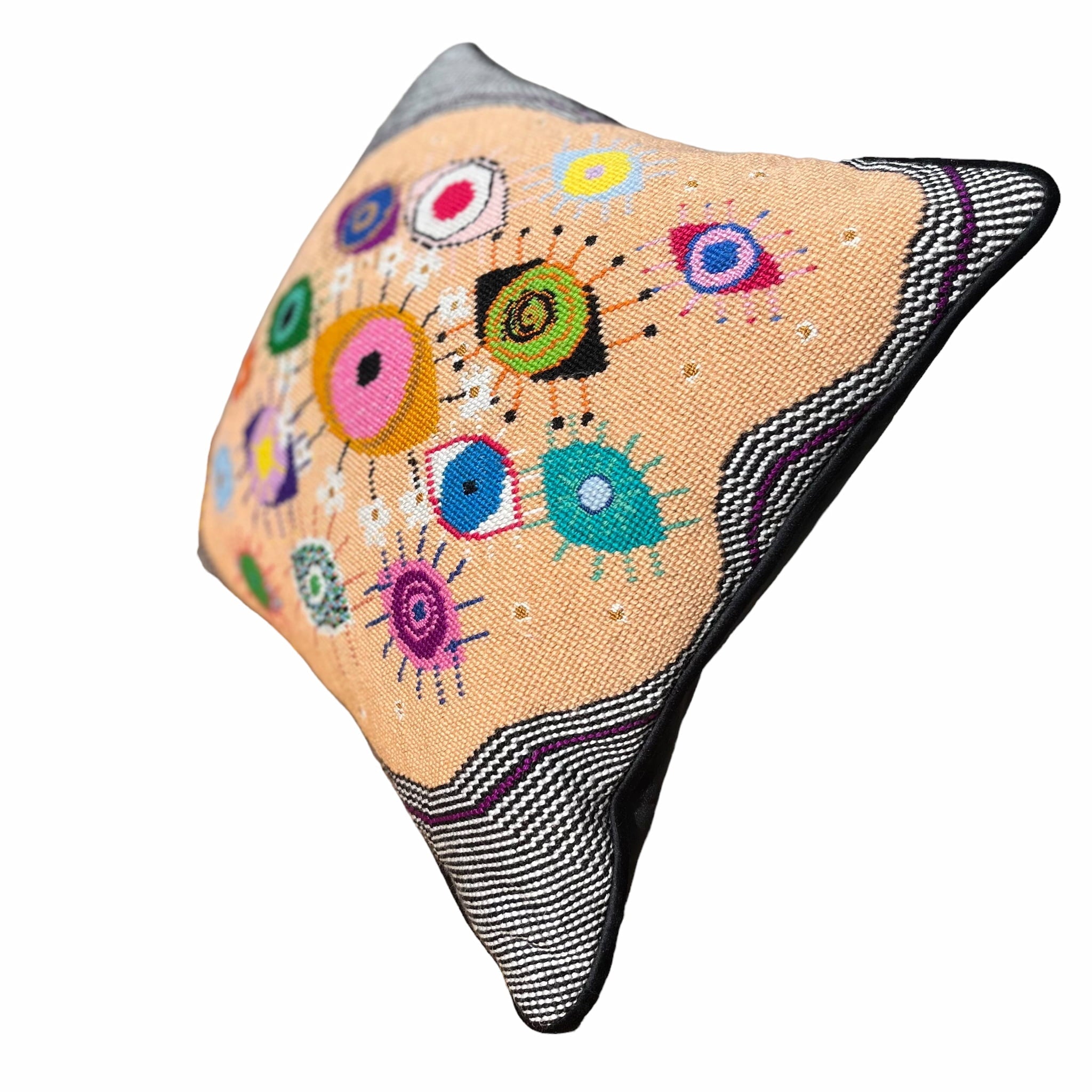 needlepoint IDOLEYES